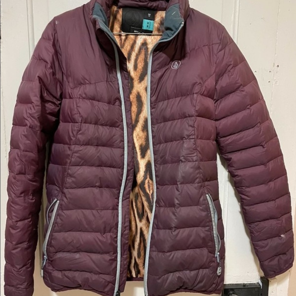 Down womens puffy. Size medium- Volcom